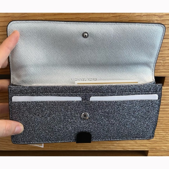 Michael Kors Jet Set Travel Giftables Leather Flat Wallet in Dusty Blue NWT - Picture 7 of 8